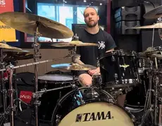 Sepultura anuncia saída do baterista Eloy Casagrande às vésperas de turnê de despedida