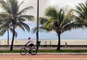 Paraíba tem 8 trechos de praia impróprios para banho; veja lista