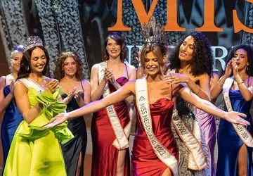 Miss Itália não permitirá competidores transgêneros