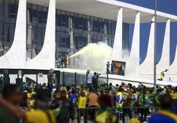 PGR entra com ação no STF para derrubar lei de Porto Alegre que celebra o Dia do Patriota em 8 de janeiro