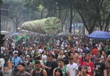 'Não é lícito?', questiona jovem preso por tráfico na Marcha da Maconha