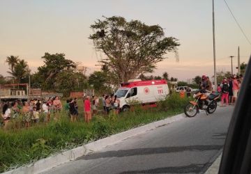 Motociclista morre após bater em poste na BR-230 em Campina Grande