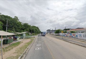 Homem é esfaqueado em frente a escola na Zona Sul de João Pessoa