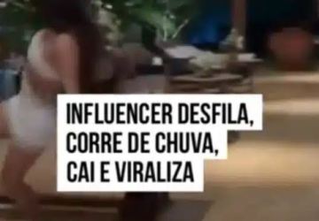 Viralizou: Influencer desfila, corre da chuva, escorrega e cai; VEJA VÍDEO