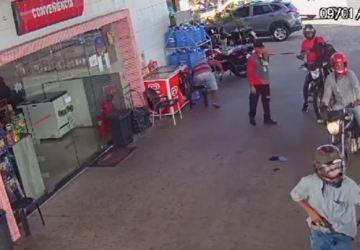 Vídeo mostra momento em que posto é assaltado em Guarabira, na PB