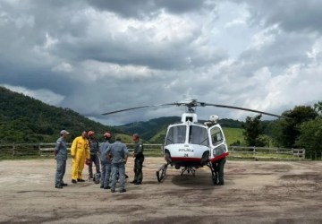 Queda de helicóptero: operação para resgatar corpos é suspensa