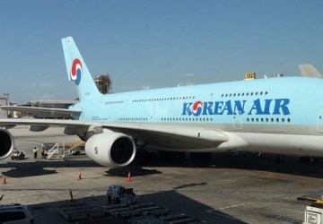 Dois aviões se chocam em pista de aeroporto no Japão