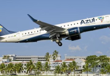 Após falha técnica, avião da Azul precisa mudar rota e pousa em Maceió