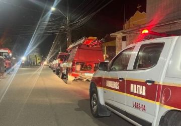 Incêndio atinge casa no Roger, em João Pessoa