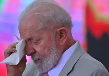 Números inflados de Lula preocupam auxiliares, diz site