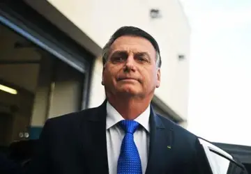 URGENTE: Bolsonaro passa mal e é socorrido às pressas