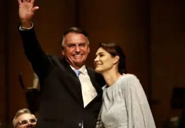 Internado em SP, Bolsonaro está estável, diz Michelle