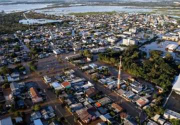 Chuvas continuam no Rio Grande do Sul e nível dos rios volta a subir