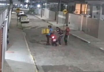 Motoboy é assaltado por dupla que levou a motocicleta, em João Pessoa. Veja o desfecho!