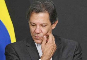 Haddad sai do Alvorada sem falar com a imprensa após reunião de 4 horas com Lula