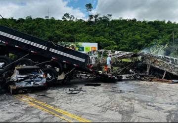 Grave Acidente na BR-116 em Minas Gerais Deixa Pelo Menos 29 Mortos