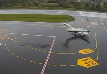 Veja Momento da Decolagem de Avião que Caiu em Gramado