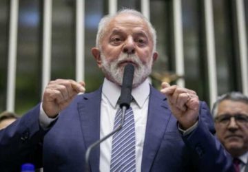 Lula veta pensão para crianças com microcefalia e revolta mães