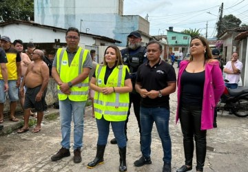 Prefeita e vice de Bayeux visitam áreas alagadas e anunciam ações emergenciais para o município