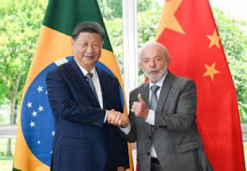 Brasil pode lucrar com guerra comercial China-EUA, mas inflação preocupa Lula