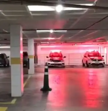 Homem é assassinado a tiros em estacionamento de shopping, em João Pessoa