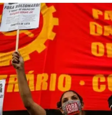 Partido de esquerda que chamou Ministro Alexandre de Moraes de ditador tem seus canais desmonetizados