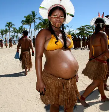 39% dos nascidos vivos indígenas não tiveram o mínimo de consultas pré-natais recomendadas pelo Ministério da Saúde