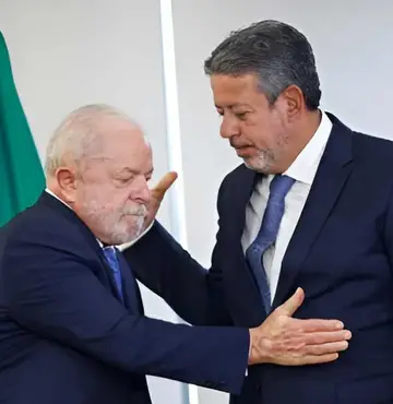 Lira é vaiado ao lado de Lula: Isso é uma falta de respeito