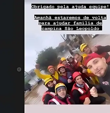 Bombeiros resgatam MC Gui após barco afundar no Rio Grande do Sul