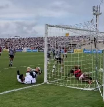 Campinense vence o Treze e conquista primeira vitória no Paraibano