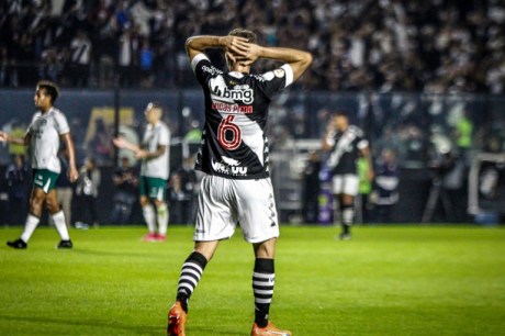 STJD acata parcialmente pedido do Vasco e libera público em jogo contra o Grêmio; veja detalhes