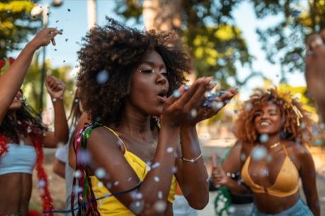 Carnaval: Como o Glitter pode impactar negativamente os oceanos?