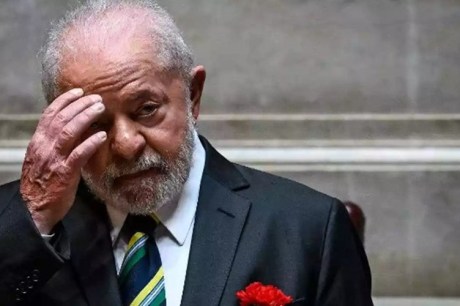 AGORA: Lula acumula 19 pedidos de impeachment na Câmara