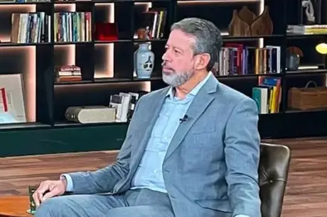 Lira volta a criticar STF por usurpação de competência do legislativo, em entrevista à TV Globo