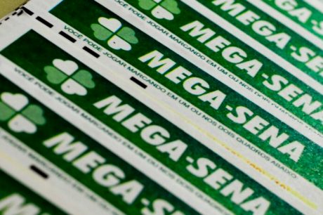 Mega-Sena acumula e chega a R$ 53 milhões; veja os números sorteados