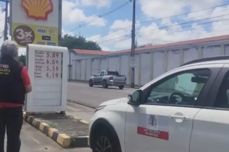 Preço da gasolina comum mantém estabilidade, revela pesquisa do Procon JP