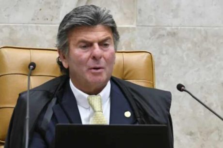 Luiz Fux vota para tornar regras para responsabilização das plataformas digitais mais rígidas