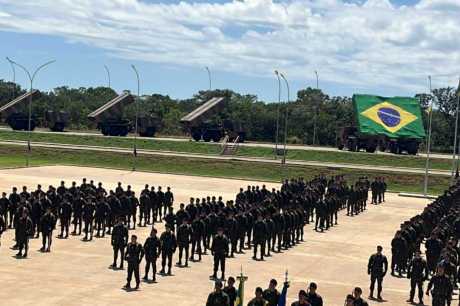 Imagem das Forças Armadas piora, diz pesquisa