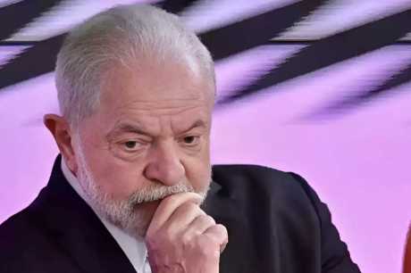 Lula enfrenta pressão para reformar seu ministério em 2025