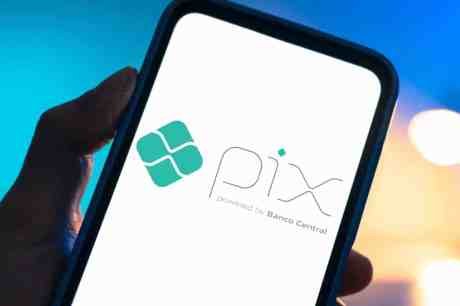 Pix vai ser cobrado? Vai ter monitoramento? Entenda novas regras para transações em 2025
