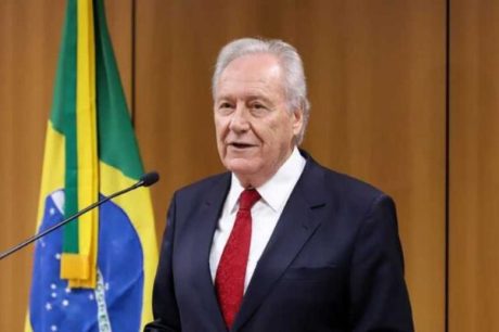 Sob críticas, Lewandowski apresenta texto da PEC da Segurança Pública a governadores