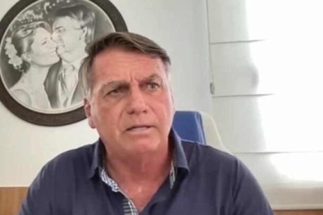 Bolsonaro sobre Moraes vetar ida aos EUA: Historinha