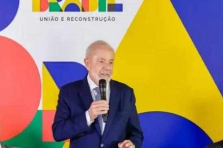 Lula assume que preço dos alimentos está caro em reunião com Ministros